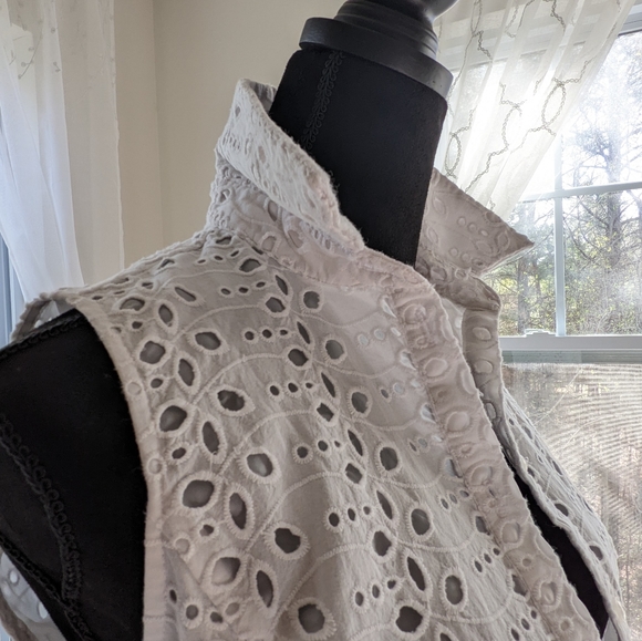 London Time White Eyelet Knee Length Dress Size S - Picture 5 of 14